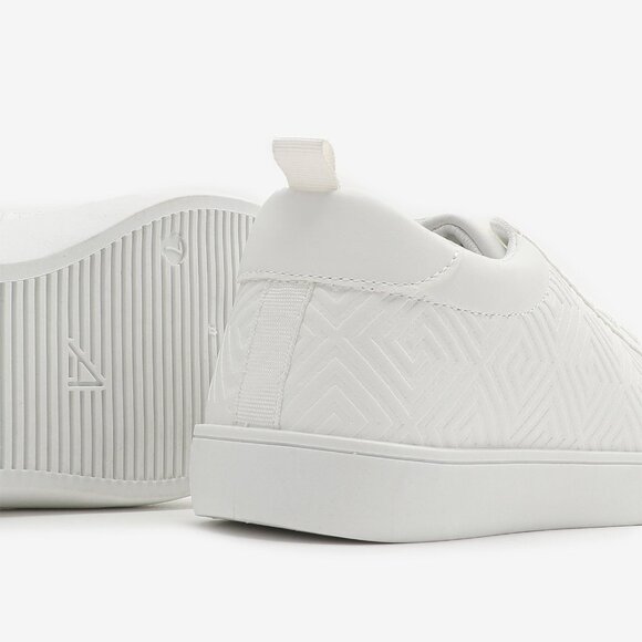 White Embossed Motif Court Sneakers - New without tags - Picture 3 of 3